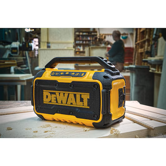 Boxă bluetooth premium XR DeWALT DCR011-XJ